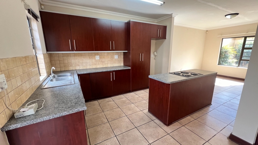 3 Bedroom Property for Sale in Langenhovenpark Free State